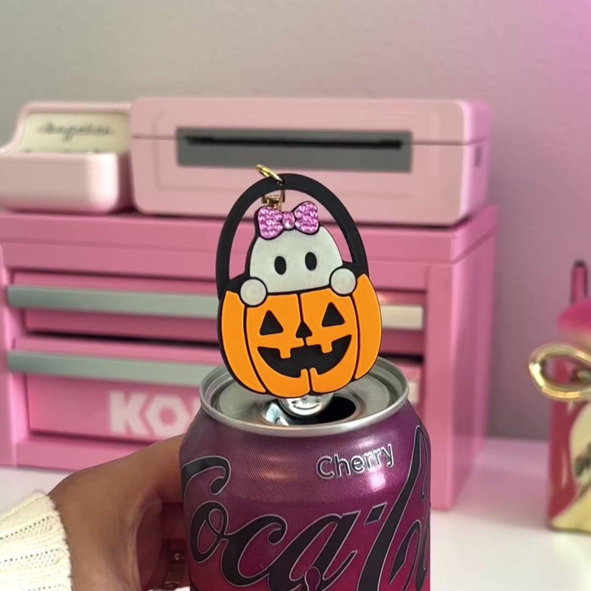 Trick-or-Treat Bucket Ghostie Can Opener Keychain (Glow-in-the-Dark)